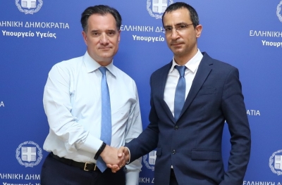 Στιγμιότυπο από την συνάντηση του Ειδικού Συμβούλου του Πρωθυπουργού, Ιάσονα Πιπίνη με τον Υπουργό Υγείας, Άδωνι Γεωργιάδη 