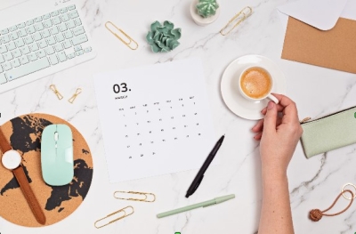 Πώς να σχεδιάσετε ένα ημερολόγιο ή σημειωματάριο για το 2023
