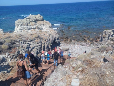 Συνεχίζονται οι περιηγήσεις στο μοναδικό απολιθωμένο θαλάσσιο πάρκο της Ελλάδος, στη Νησιώπη της Λέσβου