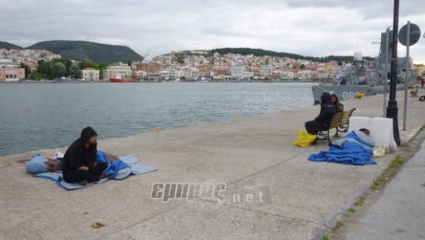 Αλλά δεν τους βλέπουν…