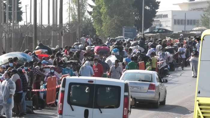 Η Ελλάδα σηκώνει  τα βάρη