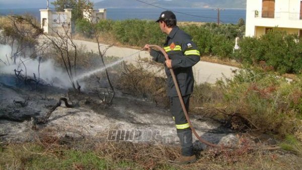 Πού είναι οι εποχικοί πυροσβέστες;