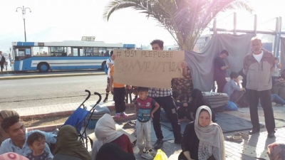 Απεργία πείνας ξεκίνησαν χτες Αφγανοί πρόσφυγες που έχουν συμπληρώσει μία εβδομάδα παρουσίας στην πλατεία Σαπφούς