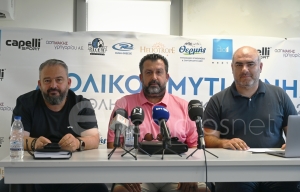 Στιγμιότυπο από τη συνέντευξη τύπου που παραχώρησε ο πρόεδρος του Αιολικού κ. Αντωνάκας