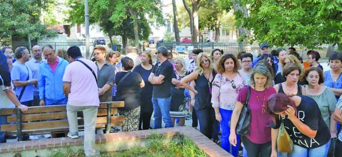 Από τη διαμαρτυρία των γονέων του 2ου ΓΕΛ στην Περιφερειακή Διεύθυνση Εκπαίδευσης