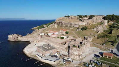 Επιθαλάσσιο τείχος, Οθωμανική Οικία, Παλιό Αρχαιολογικό και Μεγάλος Περίβολος στα υψηλής προτεραιότητας του ΣΒΑΑ Μυτιλήνης