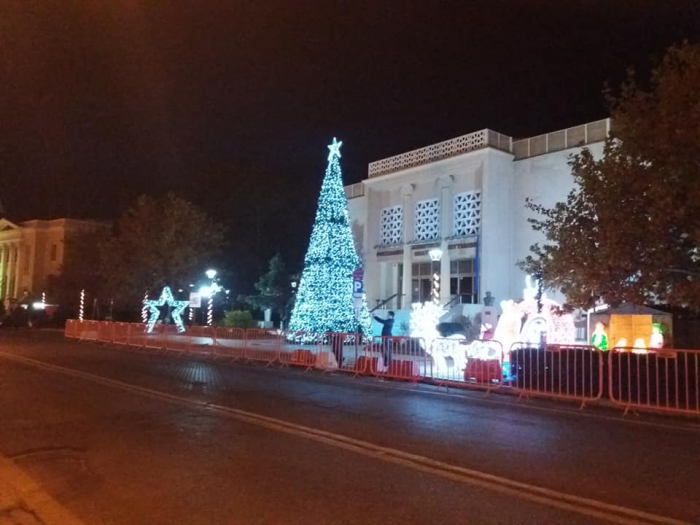 Άρωμα Χριστουγέννων στην Μυτιλήνη