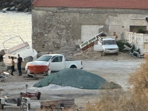 Οι φωτογραφίες που παρουσιάστηκαν κατά την διάρκεια της ερώτησης 