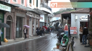 Λειτουργούν τα καταστήματα των Αγίων Θεοδώρων