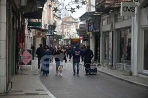 Λευκή νύχτα στην Μυτιλήνη