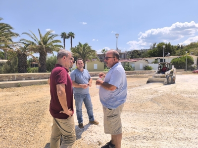 Ξεκίνησαν οι εργασίες για την ολοκλήρωση του έργου διαμόρφωσης του κοινόχρηστου χώρου Παραλίας Θερμής από τον Δήμο Μυτιλήνης
