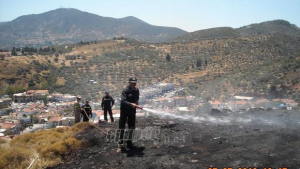 Πυρκαγιά πάνω από τις παλιές φυλακές