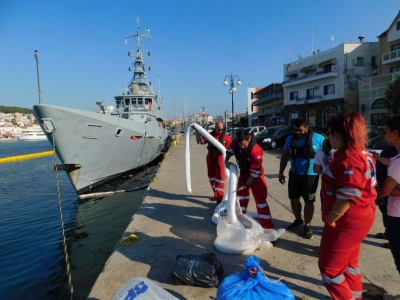 Αντιμετωπίστηκε η διαρροή πετρελαιοειδών από πλοιο της FRONTEX