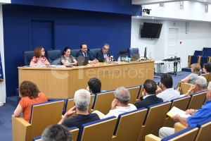 Στιγμιότυπο από την σύσκεψη με θέμα: «Η διόρθωση του κτηματολογίου στις επίμαχες περιοχές του Δήμου Μυτιλήνης» 